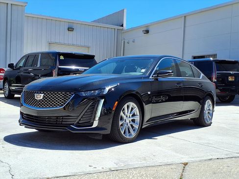 Used 2024 Cadillac CT5 Luxury RWD image 1