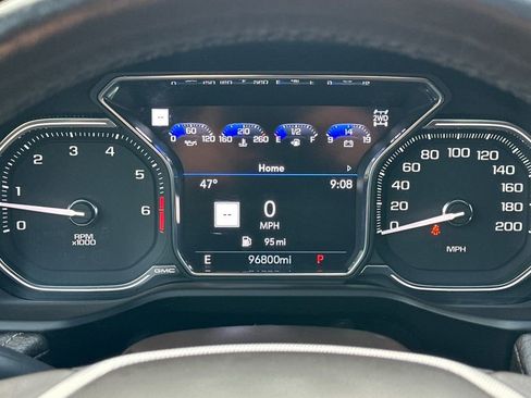 Used 2021 GMC Yukon XL Denali image 26