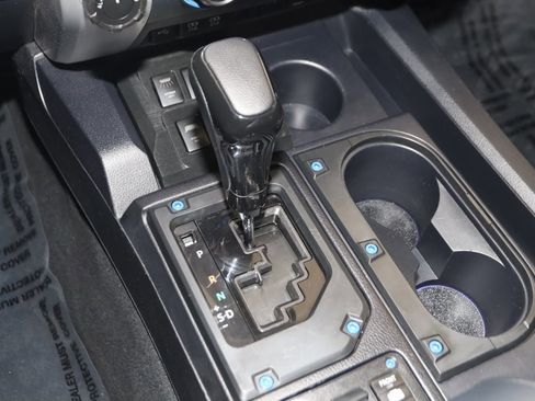 Used 2020 Toyota Tundra Platinum image 7