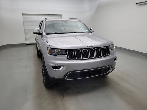 Used 2021 Jeep Grand Cherokee Limited AWD/4WD image 14