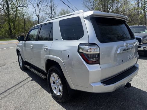 Used 2015 Toyota 4Runner SR5 Premium AWD/4WD image 8