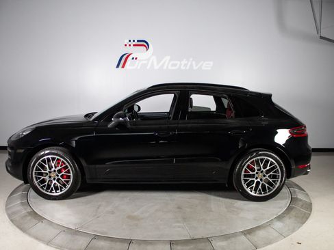 Used 2018 Porsche Macan Turbo AWD/4WD image 4