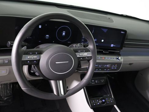 Used 2024 Hyundai Kona Limited image 28