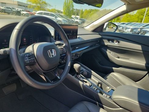 Certified 2024 Honda Accord EX-L image 11