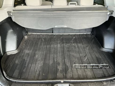 Used 2016 Subaru Forester 2.5i Premium image 16