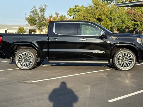 New 2026 GMC Sierra 1500 Denali Ultimate image 3