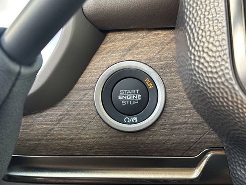 New 2026 RAM 2500 Limited AWD/4WD image 15