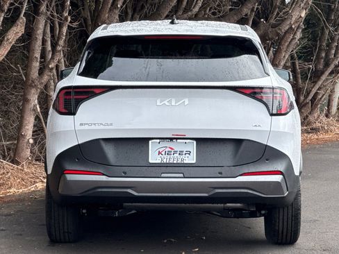 New 2026 Kia Sportage LX w/ LX Convenience Package image 4