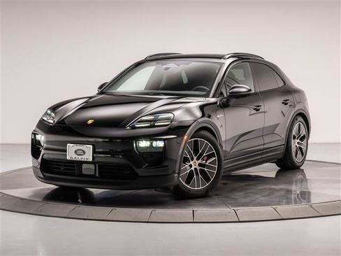 Used 2025 Porsche Macan 4S Electric AWD/4WD image 1