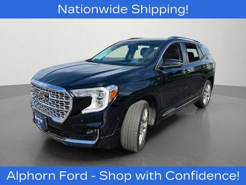 Used 2023 GMC Terrain Denali w/ LPO, Floor Liner Package AWD/4WD image 6