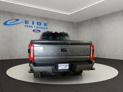 New 2026 Ford F250 Lariat w/ Black Appearance Package AWD/4WD image 6