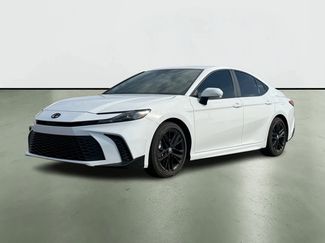 Used 2025 Toyota Camry SE w/ Convenience Package video 2