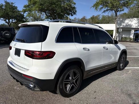 Used 2021 Mercedes-Benz GLB 250 image 3
