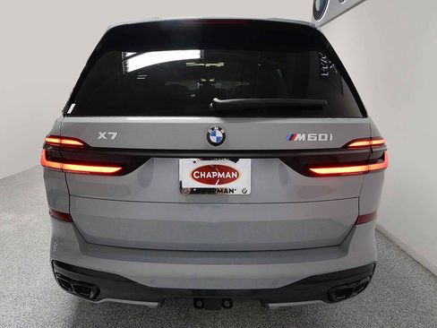 New 2026 BMW X7 M60i image 4
