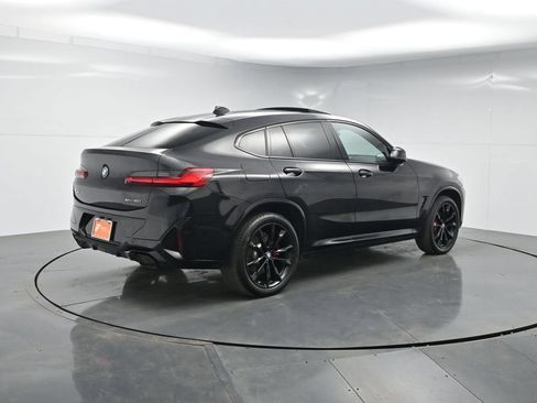 Used 2023 BMW X4 xDrive30i w/ Premium Essential Package AWD/4WD image 5