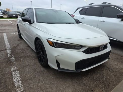 Used 2025 Honda Civic Sport image 1