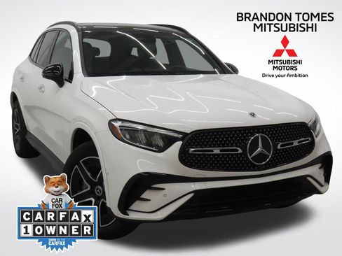 Used 2025 Mercedes-Benz GLC 300 4MATIC image 1