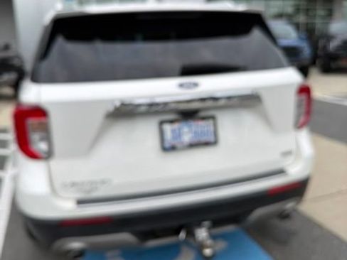 Used 2021 Ford Explorer Limited w/ Hybrid Equipment Group 310A RWD image 5