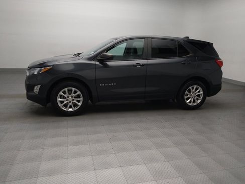 Used 2020 Chevrolet Equinox LS w/ LPO, Cargo Package FWD image 2