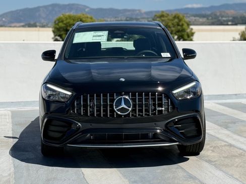 New 2026 Mercedes-Benz GLA 35 AMG 4MATIC image 5