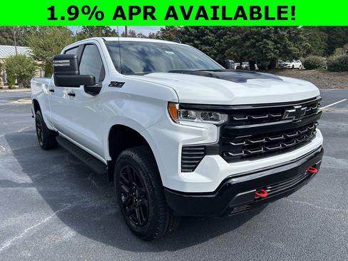 New 2026 Chevrolet Silverado 1500 LT Trail Boss w/ LPO, Dark Essentials Package image 1