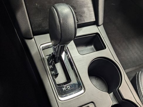 Used 2019 Subaru Outback 2.5i Limited w/ Popular Package #2 image 14