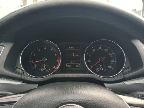 Used 2017 Volkswagen Passat 1.8T R-Line image 27