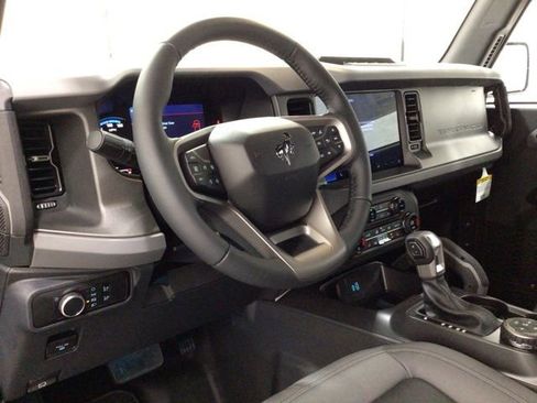 New 2024 Ford Bronco Big Bend w/ Sasquatch Package image 12