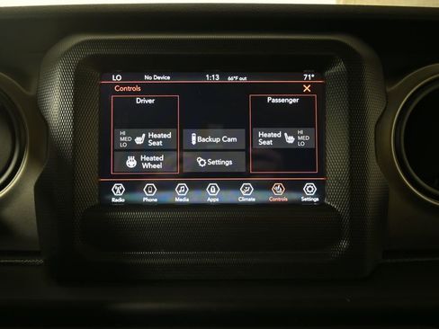 Used 2020 Jeep Wrangler Sport AWD/4WD image 27