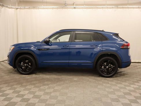 New 2026 Volkswagen Atlas Cross Sport SEL R-Line AWD/4WD image 2