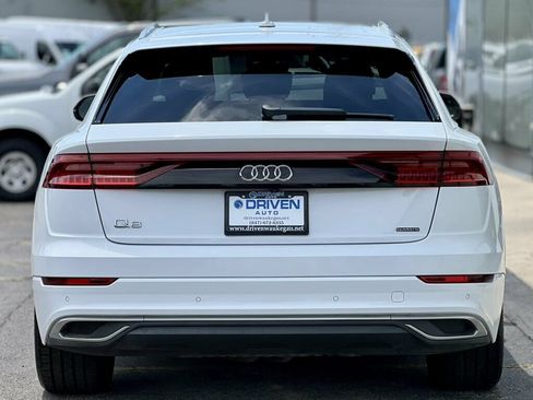 Used 2022 Audi Q8 Prestige w/ Prestige Package AWD/4WD image 4