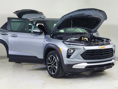 Used 2026 Chevrolet TrailBlazer LT image 9