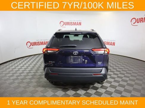 Used 2021 Toyota RAV4 XLE Premium AWD/4WD image 9