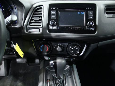 Used 2018 Honda HR-V LX image 20