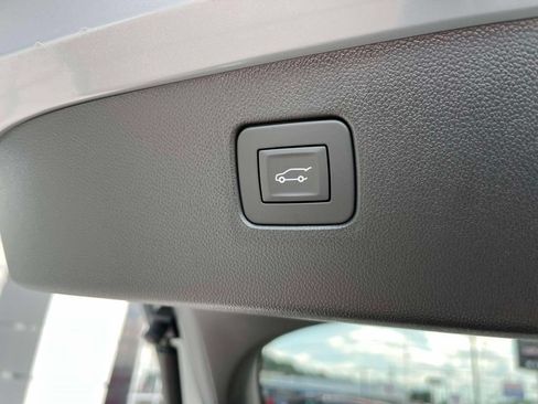 New 2026 Buick Envista Sport Touring w/ Convenience I Package FWD image 18