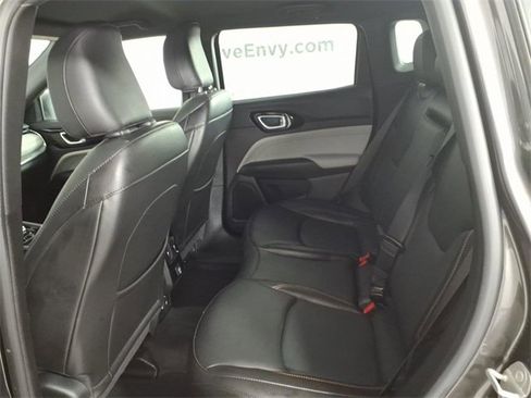 Used 2023 Jeep Compass Limited image 8