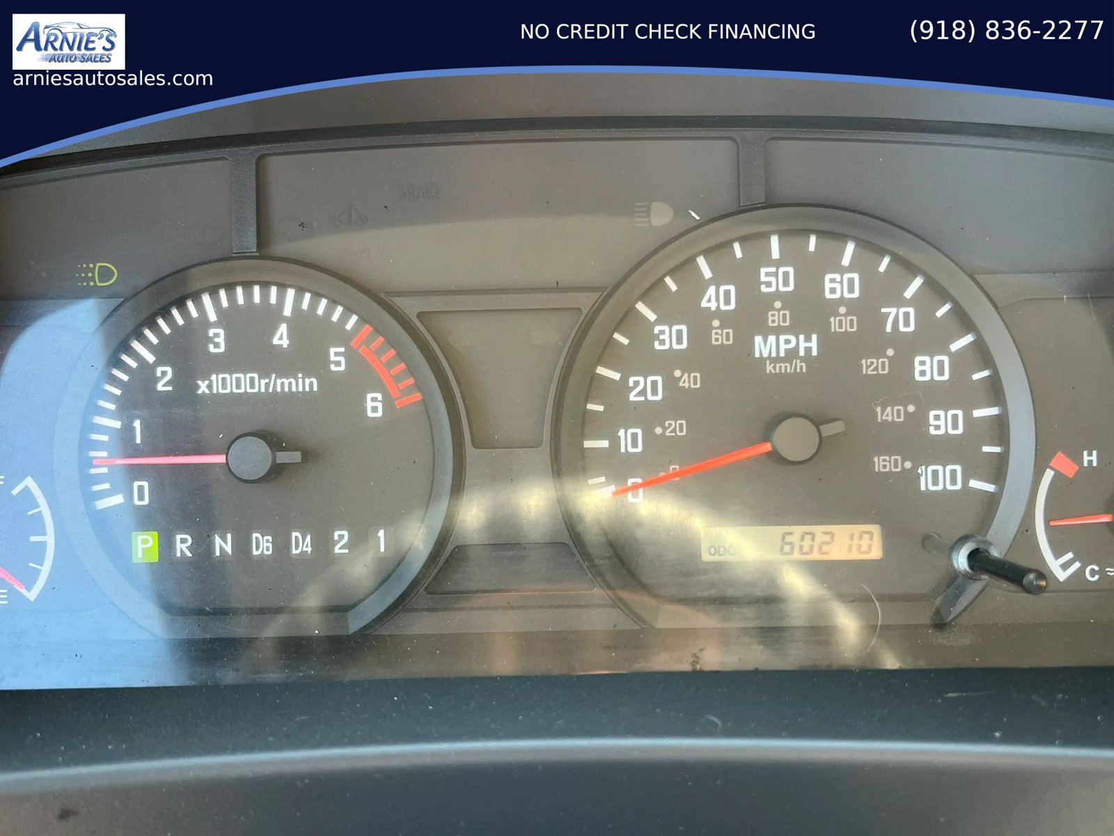 Used 2016 Isuzu NPR RWD image 14