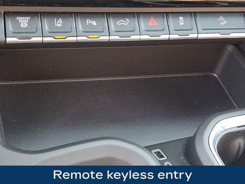 Used 2025 GMC Sierra 3500 Denali Ultimate image 18