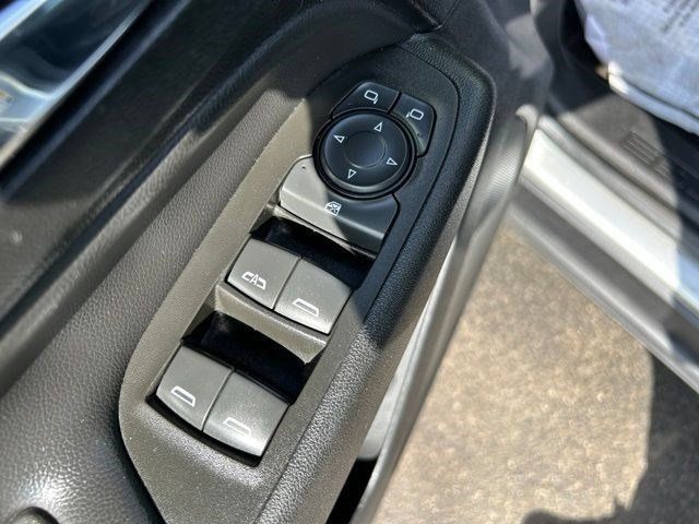 Used 2022 Chevrolet Equinox LT AWD/4WD image 12