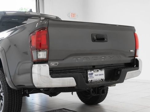 Used 2023 Toyota Tacoma SR5 RWD image 9