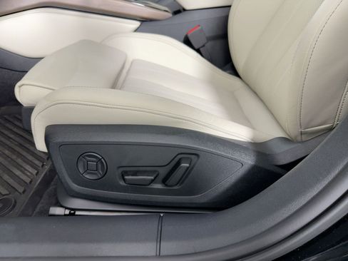 Used 2025 Audi A5 2.0T Prestige image 12