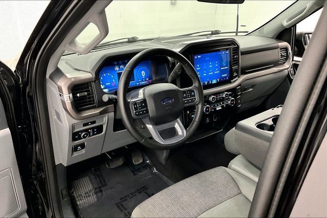 Used 2025 Ford F150 XLT w/ Equipment Group 301A Standard AWD/4WD image 15