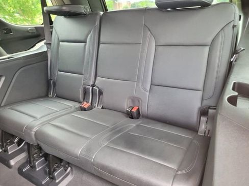 Used 2022 Chevrolet Tahoe LT w/ Luxury Package AWD/4WD image 21