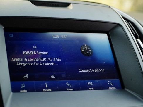 Used 2020 Ford Edge SEL image 19