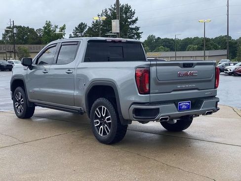 Used 2024 GMC Sierra 1500 AT4 w/ Technology Package AWD/4WD image 26