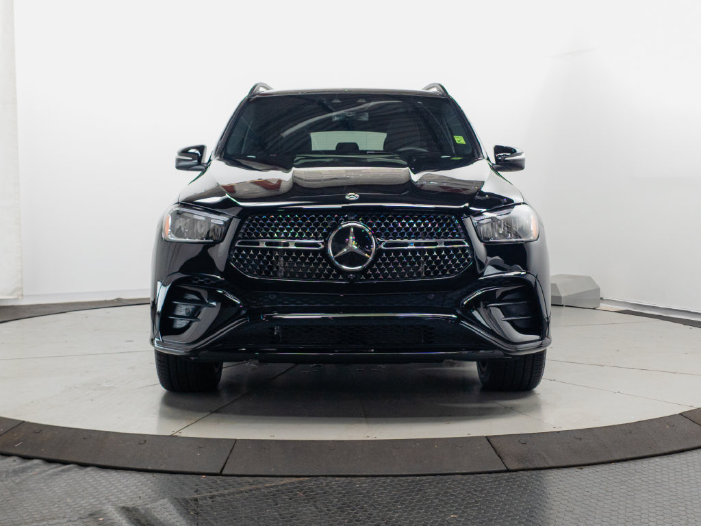 Used 2026 Mercedes-Benz GLE 450 4MATIC w/ Driver Assistance Package image 2