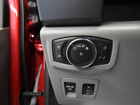 Used 2020 Ford F150 XLT w/ Equipment Group 302A Luxury AWD/4WD image 9