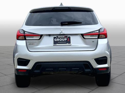 Used 2024 Mitsubishi Outlander Sport SE AWD/4WD image 5