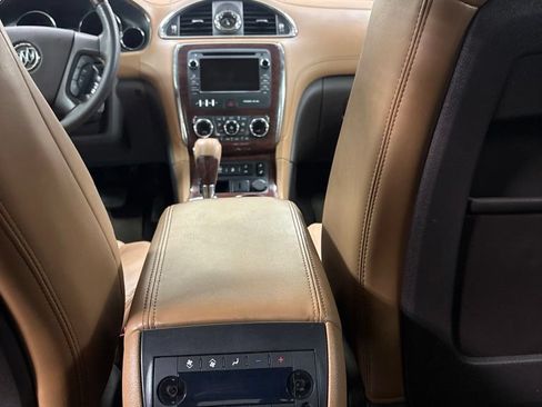 Used 2015 Buick Enclave Leather FWD image 18