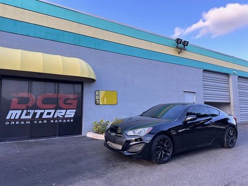 Used 2013 Hyundai Genesis 2.0T image 13